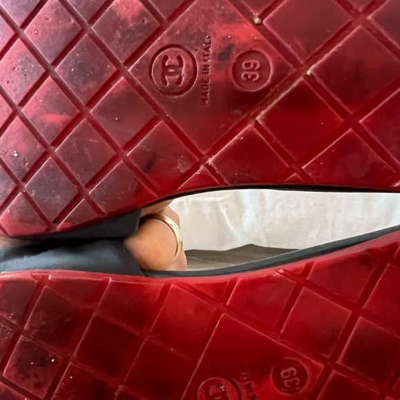 Vintage Striped Chanel Sandals - Picture 4 of 4